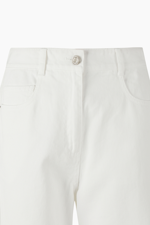 https://img.benettonmall.com/PARTS/KS/26S/SADPE1631WH_MB_D12.jpg?cb=1778668868