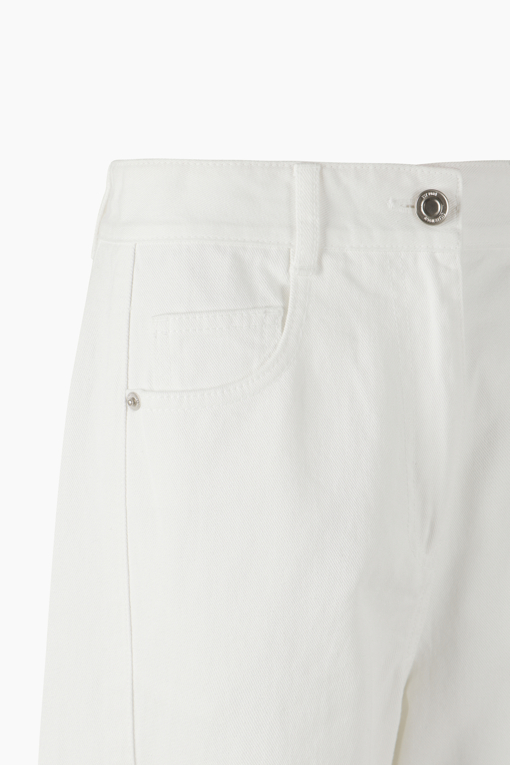 https://img.benettonmall.com/PARTS/KS/26S/SADPE1631WH_MB_D13.jpg?cb=1778668868