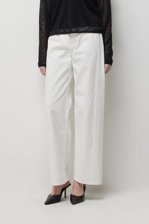 https://img.benettonmall.com/PARTS/KS/26S/SADPE1631WH_MB_D5.jpg?cb=1778668868