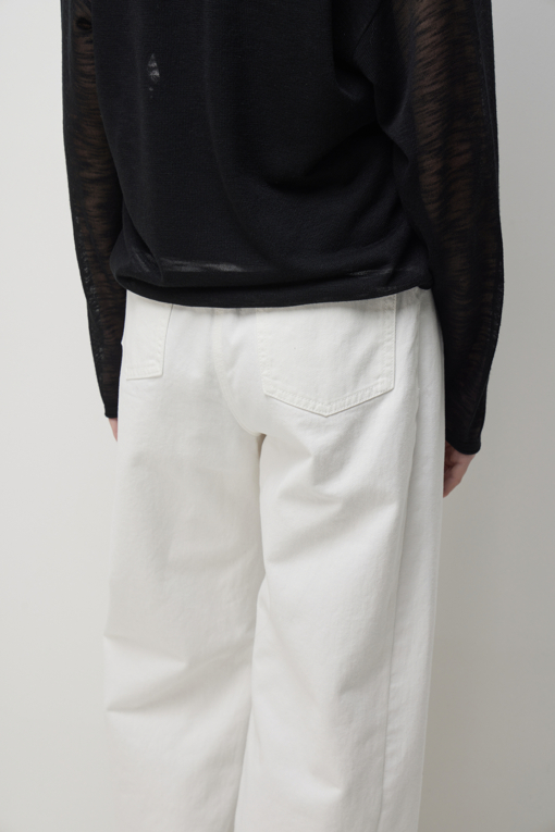 https://img.benettonmall.com/PARTS/KS/26S/SADPE1631WH_MB_D9.jpg?cb=1778668868