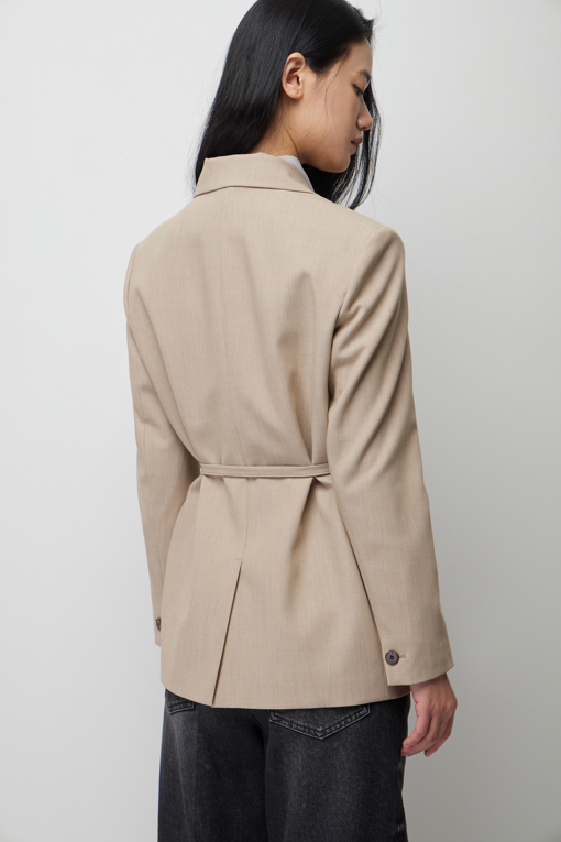 https://img.benettonmall.com/PARTS/KS/26S/SAJK02611BE_MB_D4.jpg?cb=1782918151