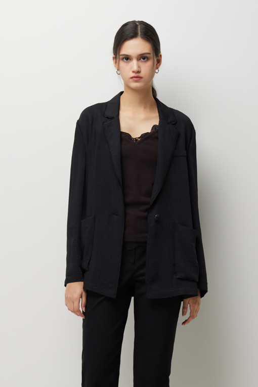 https://img.benettonmall.com/PARTS/KS/26S/SAJK33631BK_MB_D0.jpg?cb=1782918151
