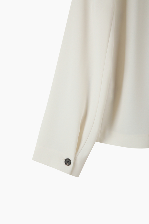 https://img.benettonmall.com/PARTS/KS/26S/SAJK34631CR_MB_D14.jpg?cb=1782918151
