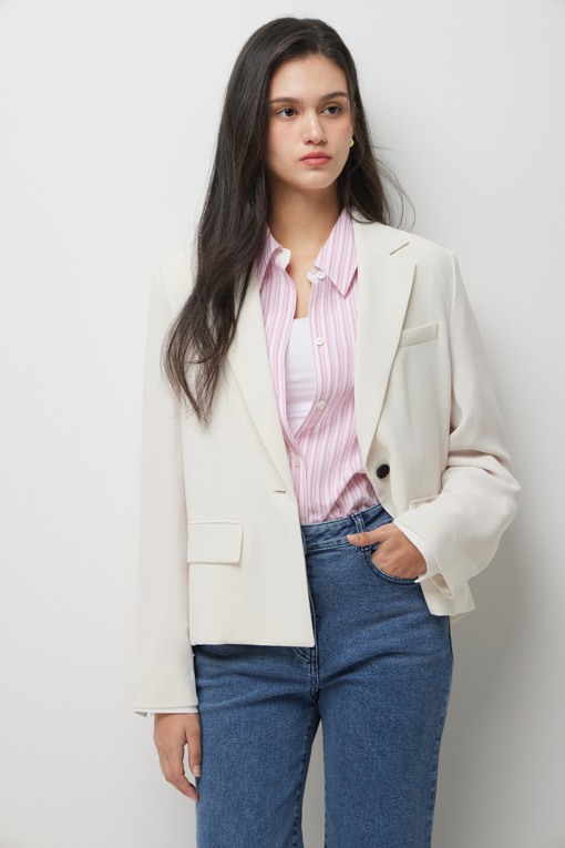 https://img.benettonmall.com/PARTS/KS/26S/SAJK34631CR_MB_D3.jpg?cb=1782918151