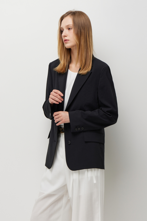 https://img.benettonmall.com/PARTS/KS/26S/SAJK35631BK_MB_D1.jpg?cb=1778668868