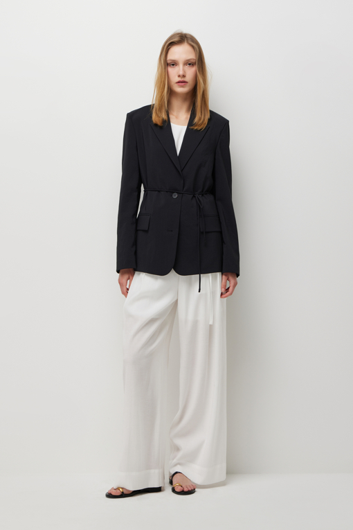 https://img.benettonmall.com/PARTS/KS/26S/SAJK35631BK_MB_D5.jpg?cb=1778668868