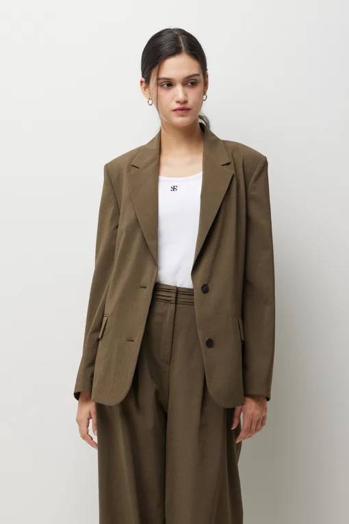 https://img.benettonmall.com/PARTS/KS/26S/SAJK35631BR_MB.jpg?cb=1778668868