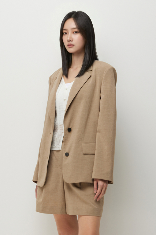 https://img.benettonmall.com/PARTS/KS/26S/SAJK35631LW_MB_D1.jpg?cb=1781170995