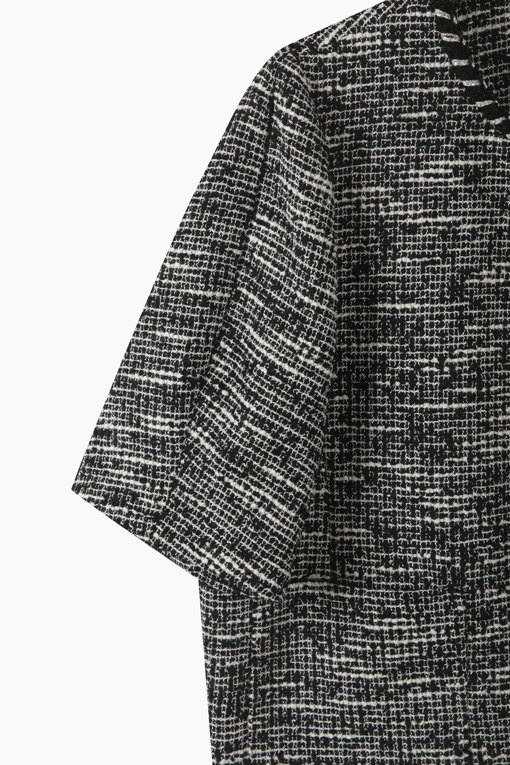 https://img.benettonmall.com/PARTS/KS/26S/SAJK38631BK_MB_D13.jpg?cb=1782918151