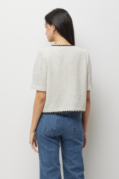 https://img.benettonmall.com/PARTS/KS/26S/SAJK38631WH_MB_D2.jpg?cb=1782918151