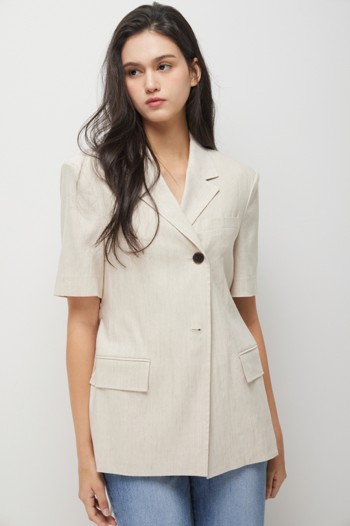 https://img.benettonmall.com/PARTS/KS/26S/SAJK39631BE_MB_D3.jpg?cb=1782918151