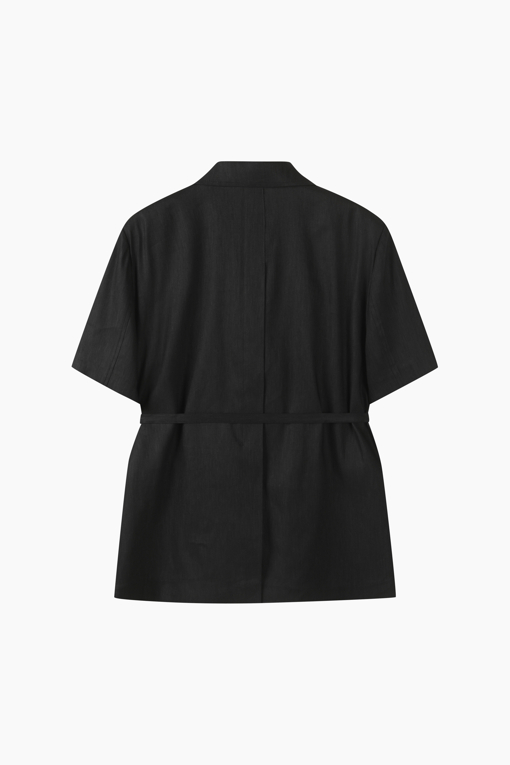 https://img.benettonmall.com/PARTS/KS/26S/SAJK39631BK_MB_D11.jpg?cb=1782918151