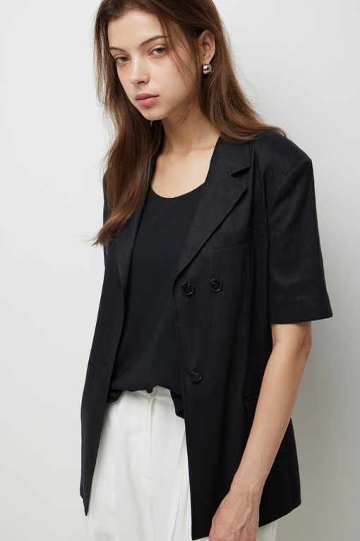 https://img.benettonmall.com/PARTS/KS/26S/SAJK39631BK_MB_D3.jpg?cb=1782918151