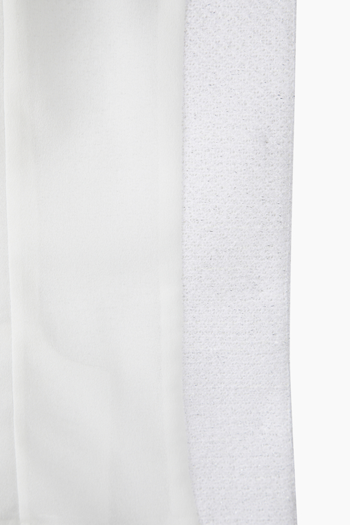 https://img.benettonmall.com/PARTS/KS/26S/SAJK40631WH_MB_D15.jpg?cb=1782918151