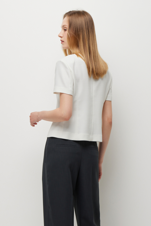 https://img.benettonmall.com/PARTS/KS/26S/SAJK85631WH_MB_D2.jpg?cb=1778668868