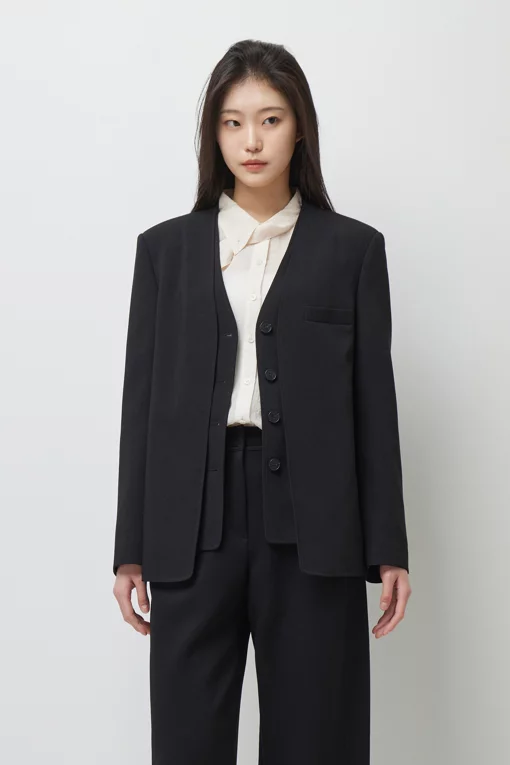 https://img.benettonmall.com/PARTS/KS/26S/SAJKE1631BK_MB.jpg?cb=1778668868