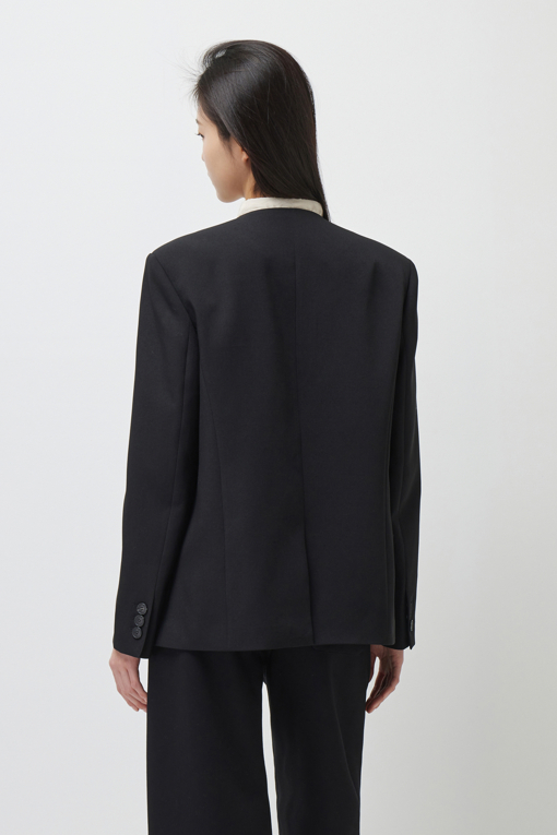 https://img.benettonmall.com/PARTS/KS/26S/SAJKE1631BK_MB_D2.jpg?cb=1778668868
