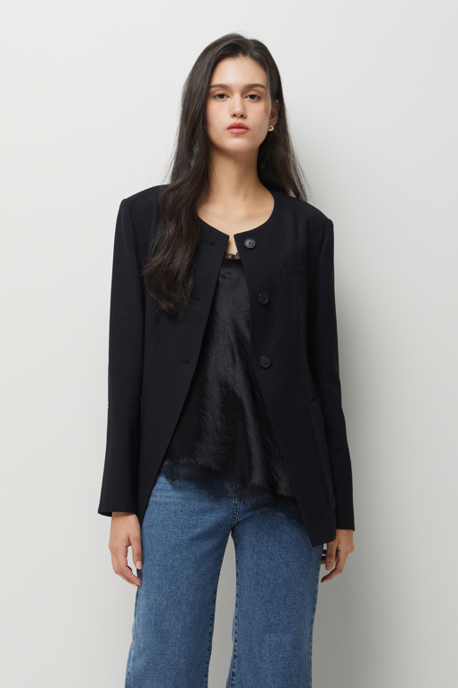 https://img.benettonmall.com/PARTS/KS/26S/SAJKE2631BB_MB_D0.jpg?cb=1782918151