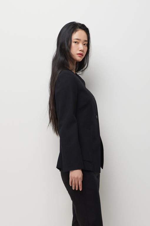 https://img.benettonmall.com/PARTS/KS/26S/SAJKE2631BK_MB_D1.jpg?cb=1778668868