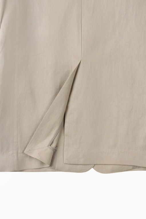https://img.benettonmall.com/PARTS/KS/26S/SAJKE5631BG_MB_D15.jpg?cb=1779116379