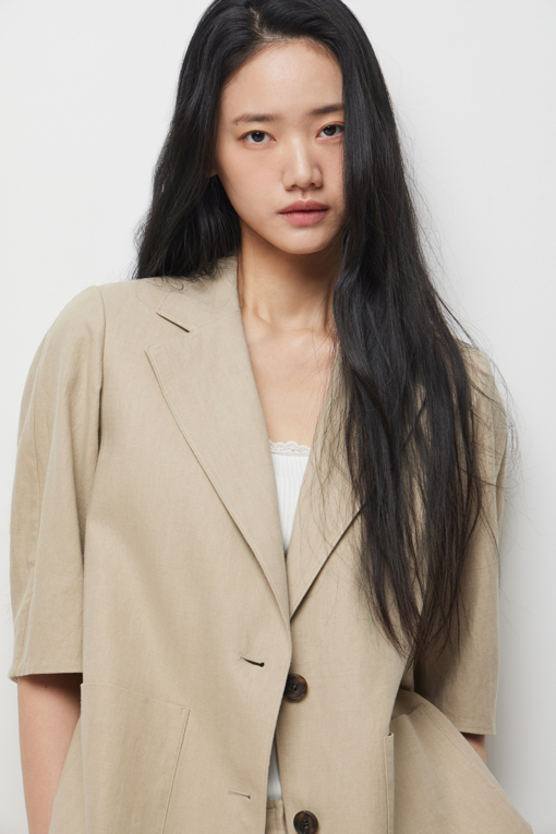 https://img.benettonmall.com/PARTS/KS/26S/SAJKE6631BG_MB_D3.jpg?cb=1778668868
