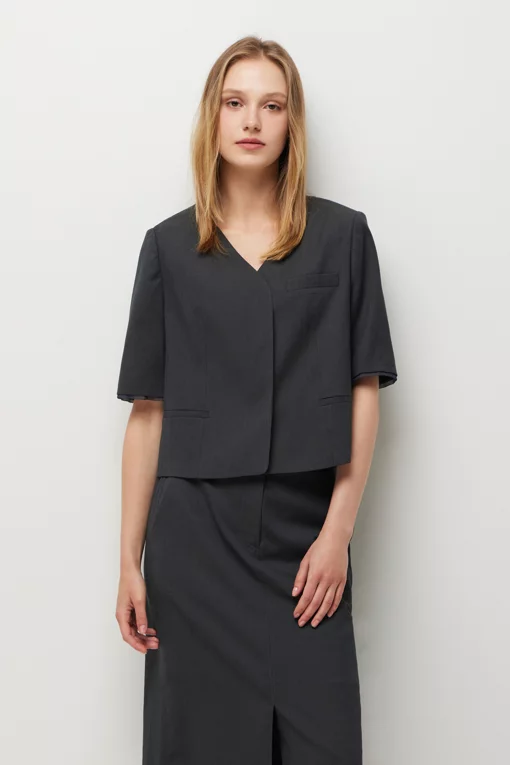 https://img.benettonmall.com/PARTS/KS/26S/SAJKE7631CG_MB.jpg?cb=1778668868