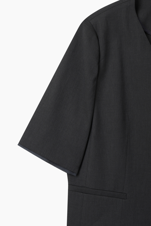 https://img.benettonmall.com/PARTS/KS/26S/SAJKE7631CG_MB_D13.jpg?cb=1778668868
