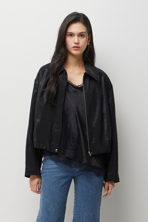 https://img.benettonmall.com/PARTS/KS/26S/SAJP31631BK_MB_D0.jpg?cb=1782918151