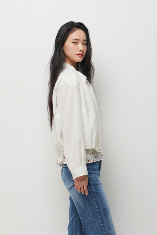 https://img.benettonmall.com/PARTS/KS/26S/SAJP31631IV_MB_D1.jpg?cb=1782918151