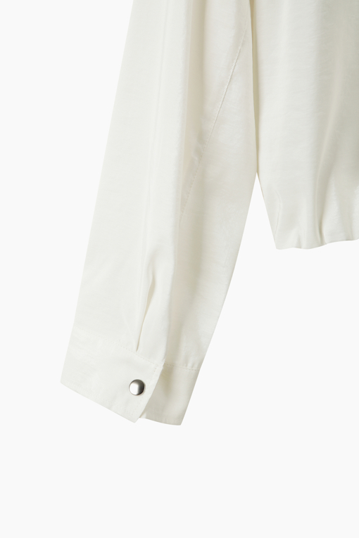 https://img.benettonmall.com/PARTS/KS/26S/SAJP31631IV_MB_D13.jpg?cb=1782918151