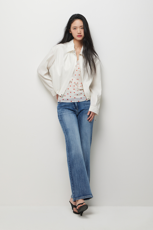 https://img.benettonmall.com/PARTS/KS/26S/SAJP31631IV_MB_D5.jpg?cb=1782918151