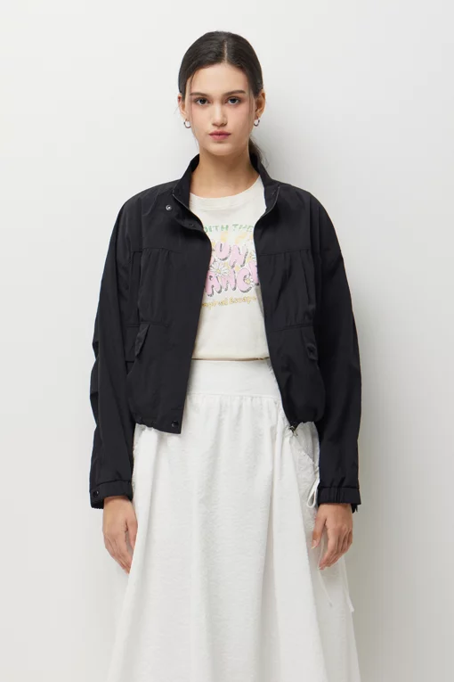 https://img.benettonmall.com/PARTS/KS/26S/SAJP35631BK_MB.jpg?cb=1782918151