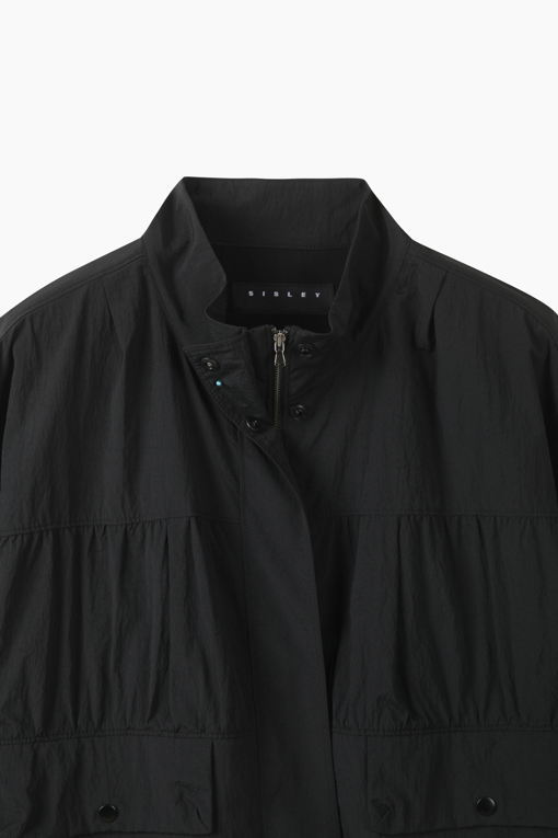 https://img.benettonmall.com/PARTS/KS/26S/SAJP35631BK_MB_D12.jpg?cb=1782918151