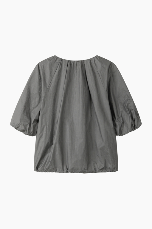 https://img.benettonmall.com/PARTS/KS/26S/SAJP36631DG_MB_D11.jpg?cb=1782918151
