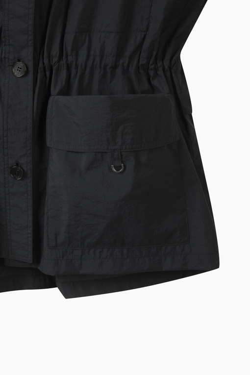 https://img.benettonmall.com/PARTS/KS/26S/SAJP38631DN_MB_D13.jpg?cb=1782918151