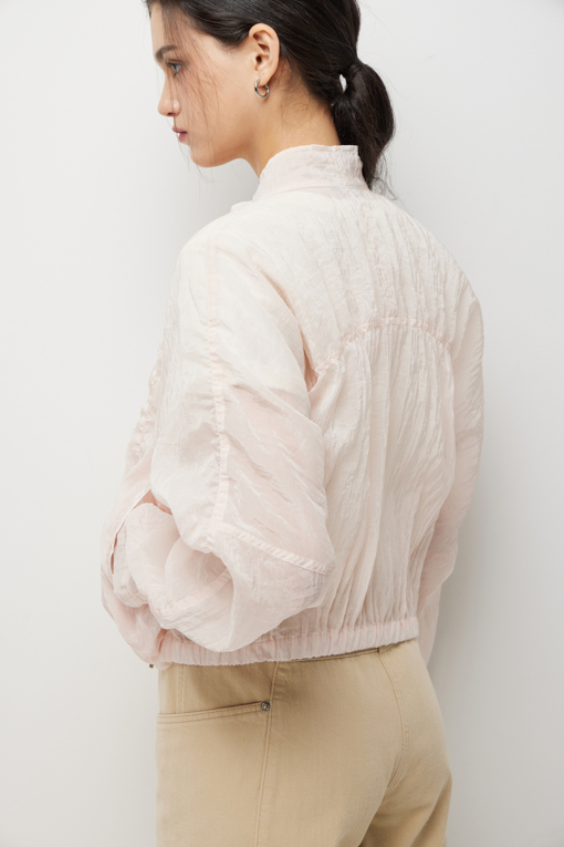 https://img.benettonmall.com/PARTS/KS/26S/SAJP40631LP_MB_D4.jpg?cb=1782918151