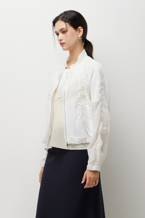 https://img.benettonmall.com/PARTS/KS/26S/SAJP40631WH_MB_D1.jpg?cb=1782918151