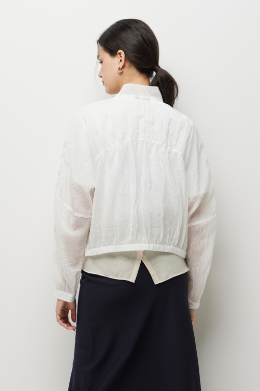 https://img.benettonmall.com/PARTS/KS/26S/SAJP40631WH_MB_D2.jpg?cb=1782918151