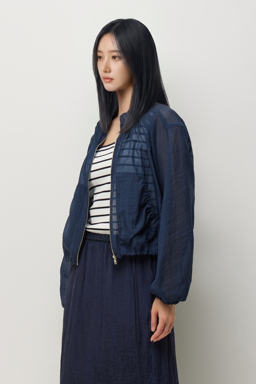 https://img.benettonmall.com/PARTS/KS/26S/SAJP41631NY_MB_D1.jpg?cb=1782918151