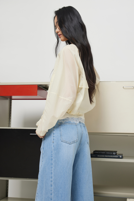 https://img.benettonmall.com/PARTS/KS/26S/SAJPE1631CR_MB_D2.jpg?cb=1778668868