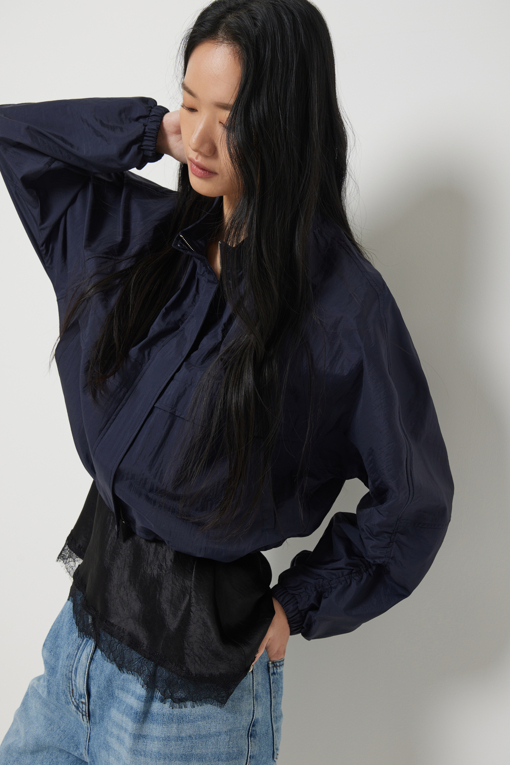 https://img.benettonmall.com/PARTS/KS/26S/SAJPE1631DN_MB_D2.jpg?cb=1778668868