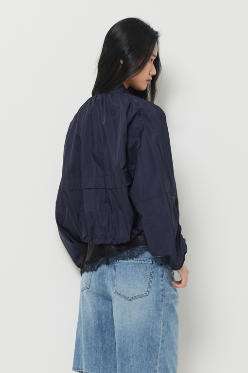 https://img.benettonmall.com/PARTS/KS/26S/SAJPE1631DN_MB_D5.jpg?cb=1778668868