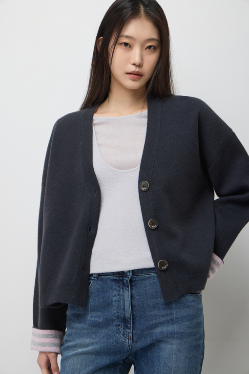 https://img.benettonmall.com/PARTS/KS/26S/SAKC02611DG_MB_D3.jpg?cb=1782918151