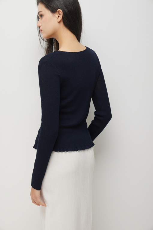 https://img.benettonmall.com/PARTS/KS/26S/SAKC31631NY_MB_D4.jpg?cb=1782918151