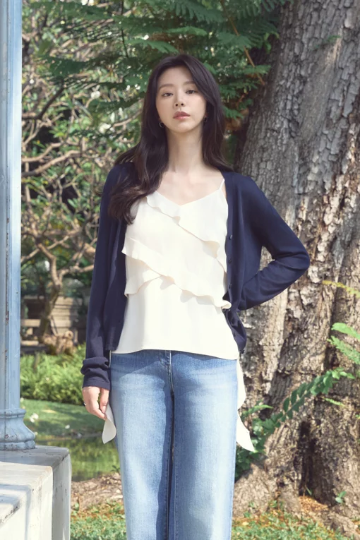 https://img.benettonmall.com/PARTS/KS/26S/SAKC34631DN_MB.jpg?cb=1782918151