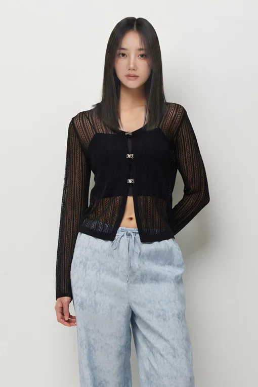 https://img.benettonmall.com/PARTS/KS/26S/SAKC38631BK_MB.jpg?cb=1782918151