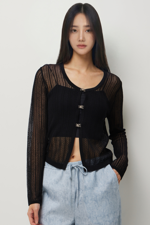 https://img.benettonmall.com/PARTS/KS/26S/SAKC38631BK_MB_D3.jpg?cb=1782918151