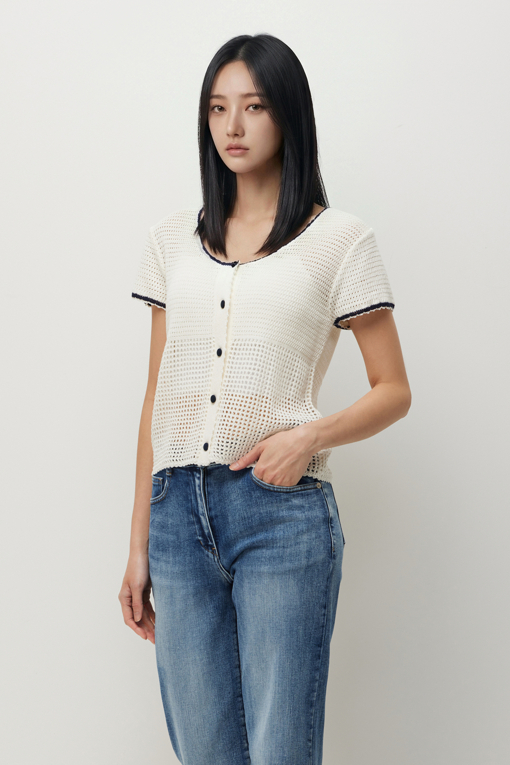 https://img.benettonmall.com/PARTS/KS/26S/SAKC43631IV_MB_D1.jpg?cb=1782918151
