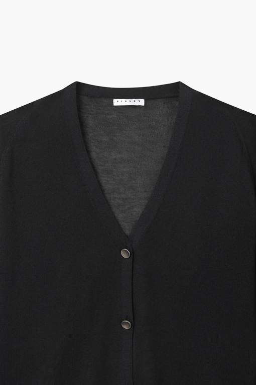 https://img.benettonmall.com/PARTS/KS/26S/SAKC81631BK_MB_D12.jpg?cb=1782918151