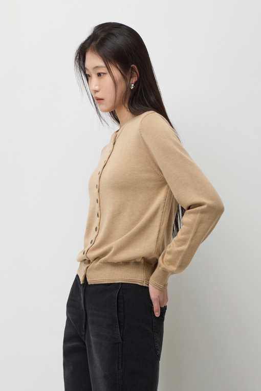 https://img.benettonmall.com/PARTS/KS/26S/SAKCE1611BG_MB_D1.jpg?cb=1782918151